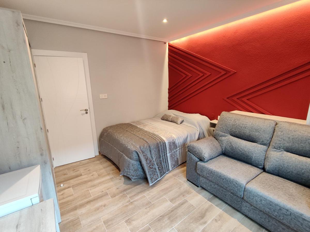Duerme A Gusto - Tu Habitacion Acogedora En Torredonjimeno Екстериор снимка