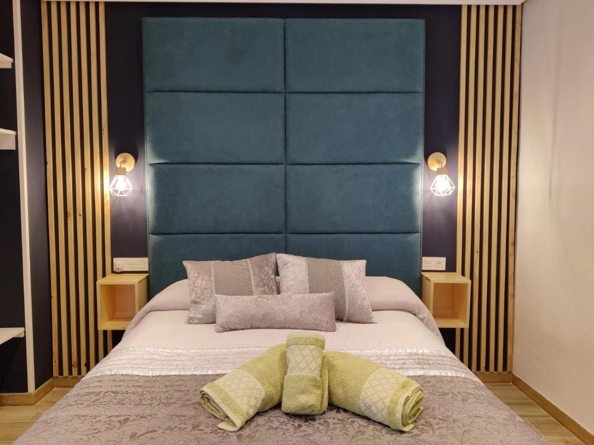 Duerme A Gusto - Tu Habitacion Acogedora En Torredonjimeno Екстериор снимка